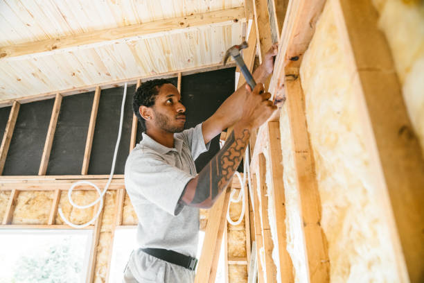 Best Garage Insulation Installation  in Cadillac, MI